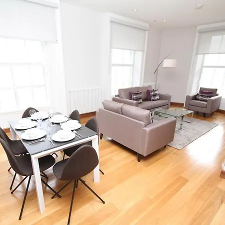 College Green Gem Apartament Dublin